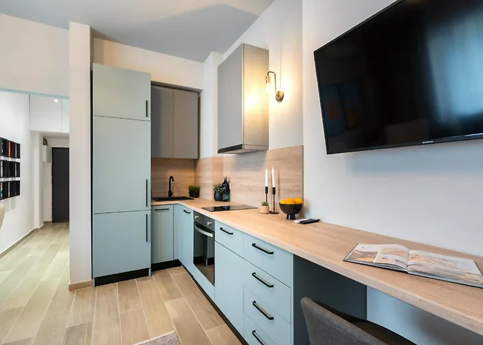 Old Town - Victoriei 25 - Urbannest