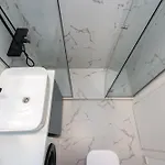 Апартаменти Old Town - Victoriei 25 - Urbannest Бухарест