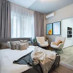 Апартаменти Old Town - Victoriei 25 - Urbannest Бухарест