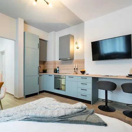 Апартаменти Old Town - Victoriei 25 - Urbannest
